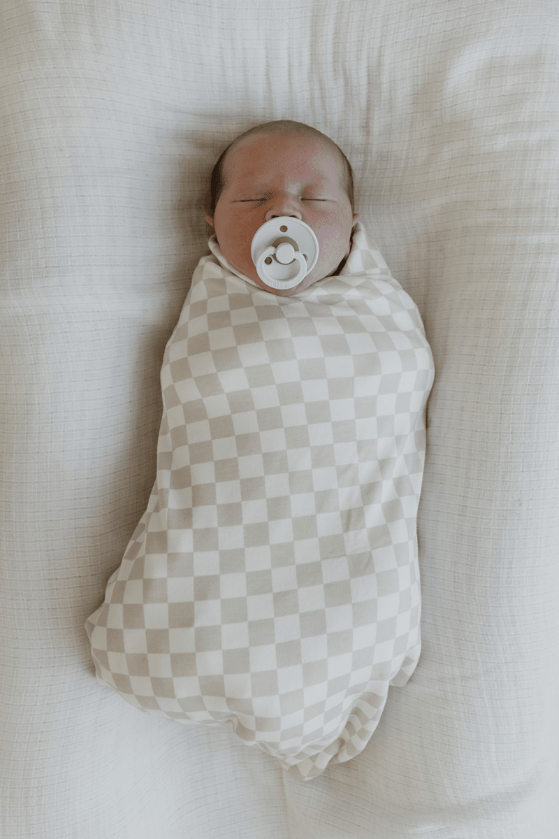 Kayla Checkers Perfect Bamboo Swaddle - Beluga Baby Carriers