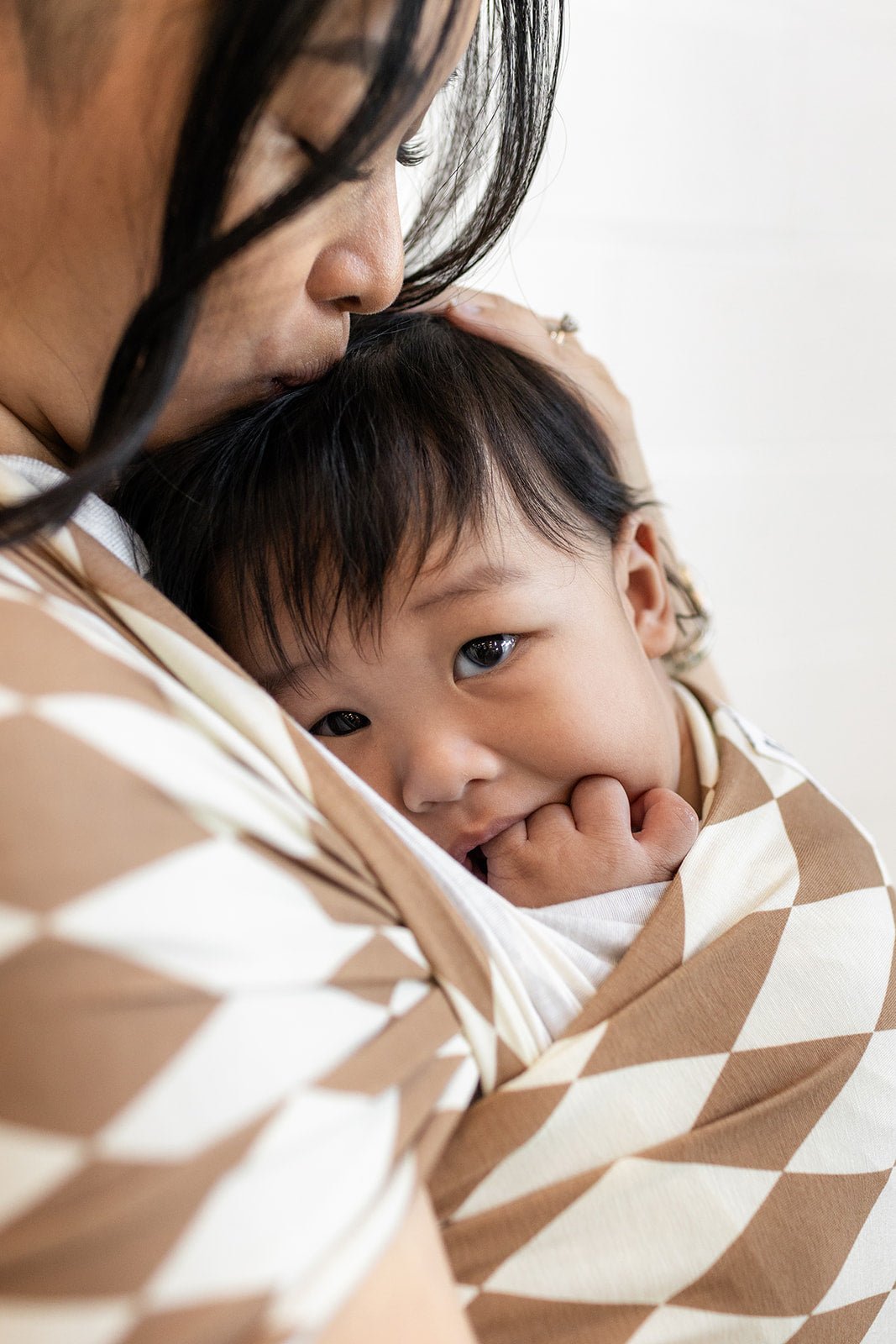 The Toasted Oak - Beluga Baby Carriers