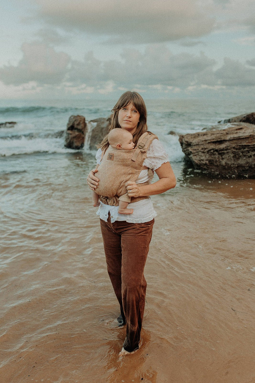 Valen Brown Gem Cove Baby Carrier - Beluga Baby Carriers